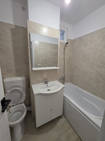Camil Ressu, intersectie Fizicienilor, 5 minute metrou Grigorescu, renovat